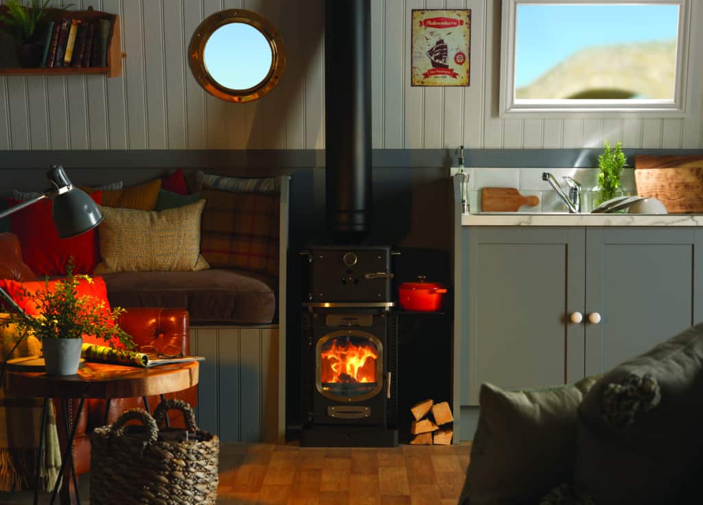 Go Eco Adventurer Narrow Boat Head On Moody 2 HR 1024x736 2